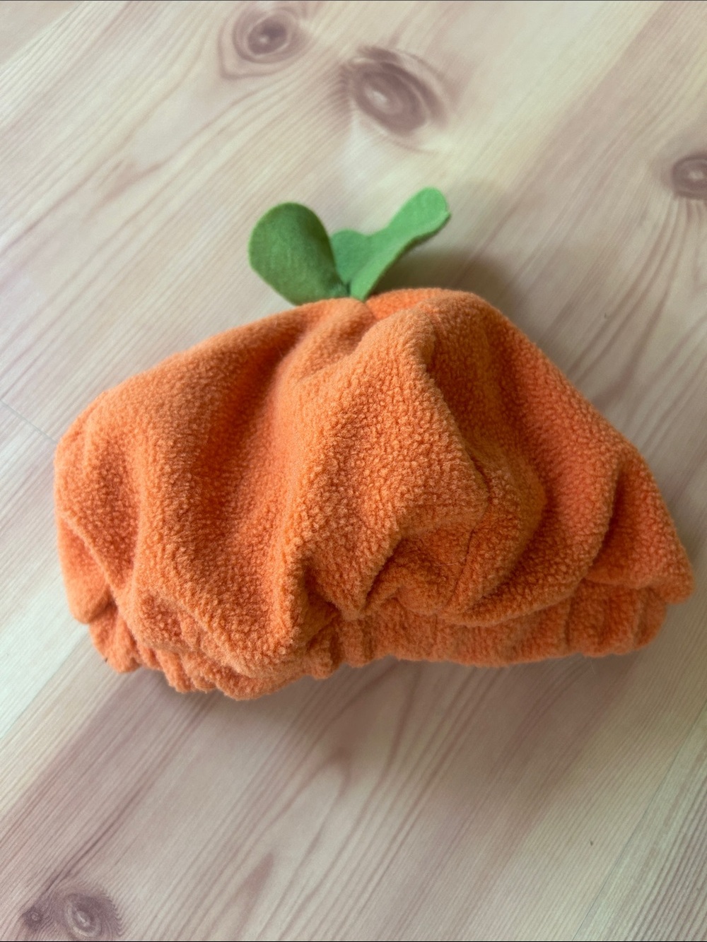 Pottery Barn Kids Orange Pumpkin Costume with Green Leaf Collar and Hat - Picture 7 of 9